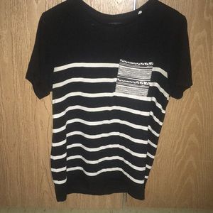 ON THE BYAS men’s tee